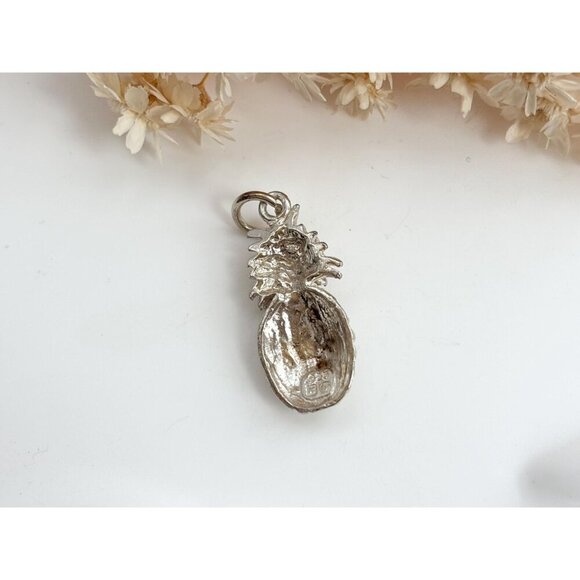 Pineapple Shaped Hand Carved Sterling Silver 925 Vintage Pendant | Charm - Picture 2 of 8